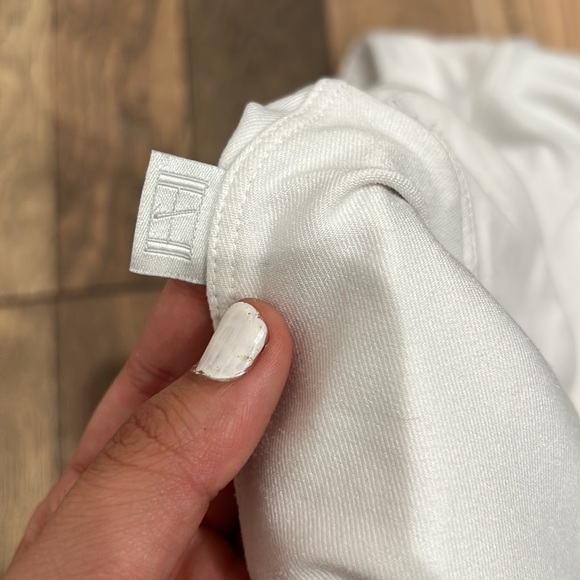 Nike White Tennis Athletic Golf Mini Skirt Skort Size Medium - Picture 7 of 13